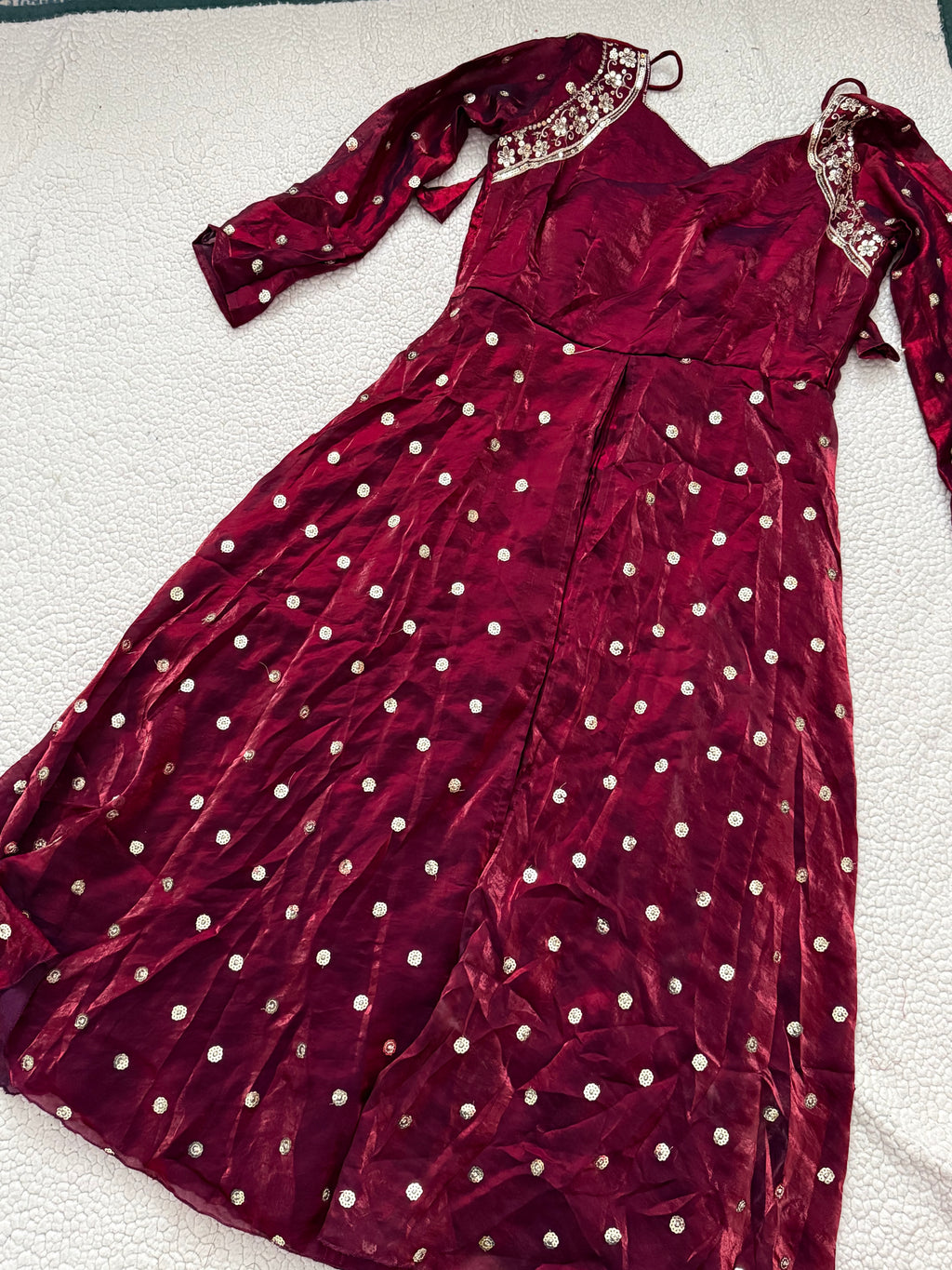 Women Fandy Silk Festive Wear Suit
